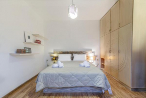 Alesti House with garden and private beach access